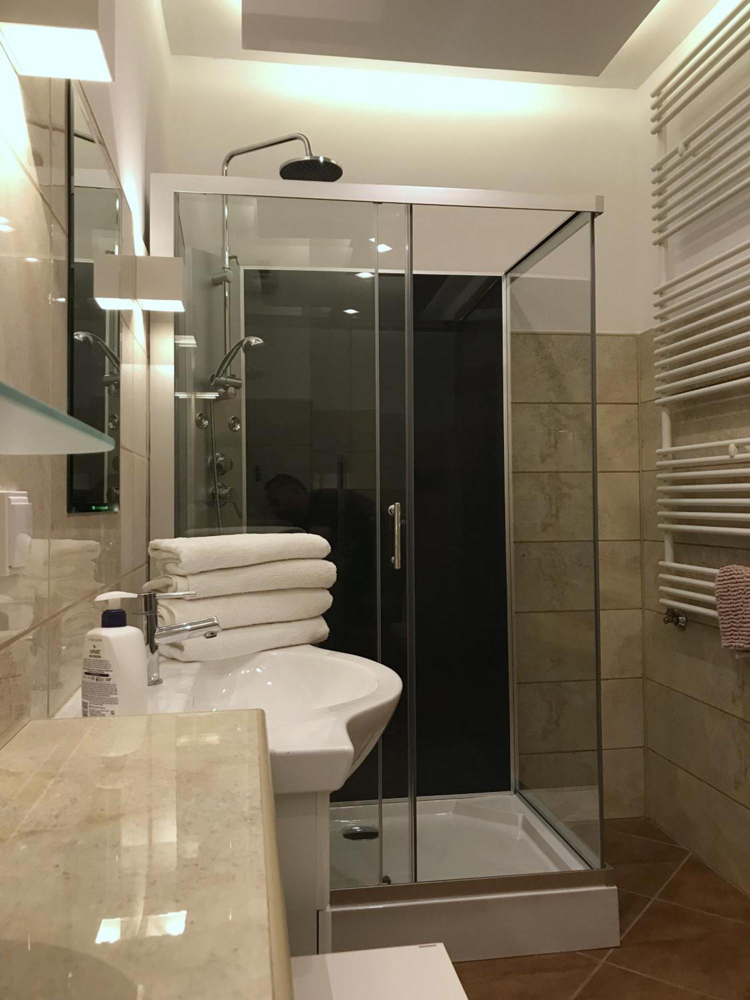 Apartment Sky View Santocka *