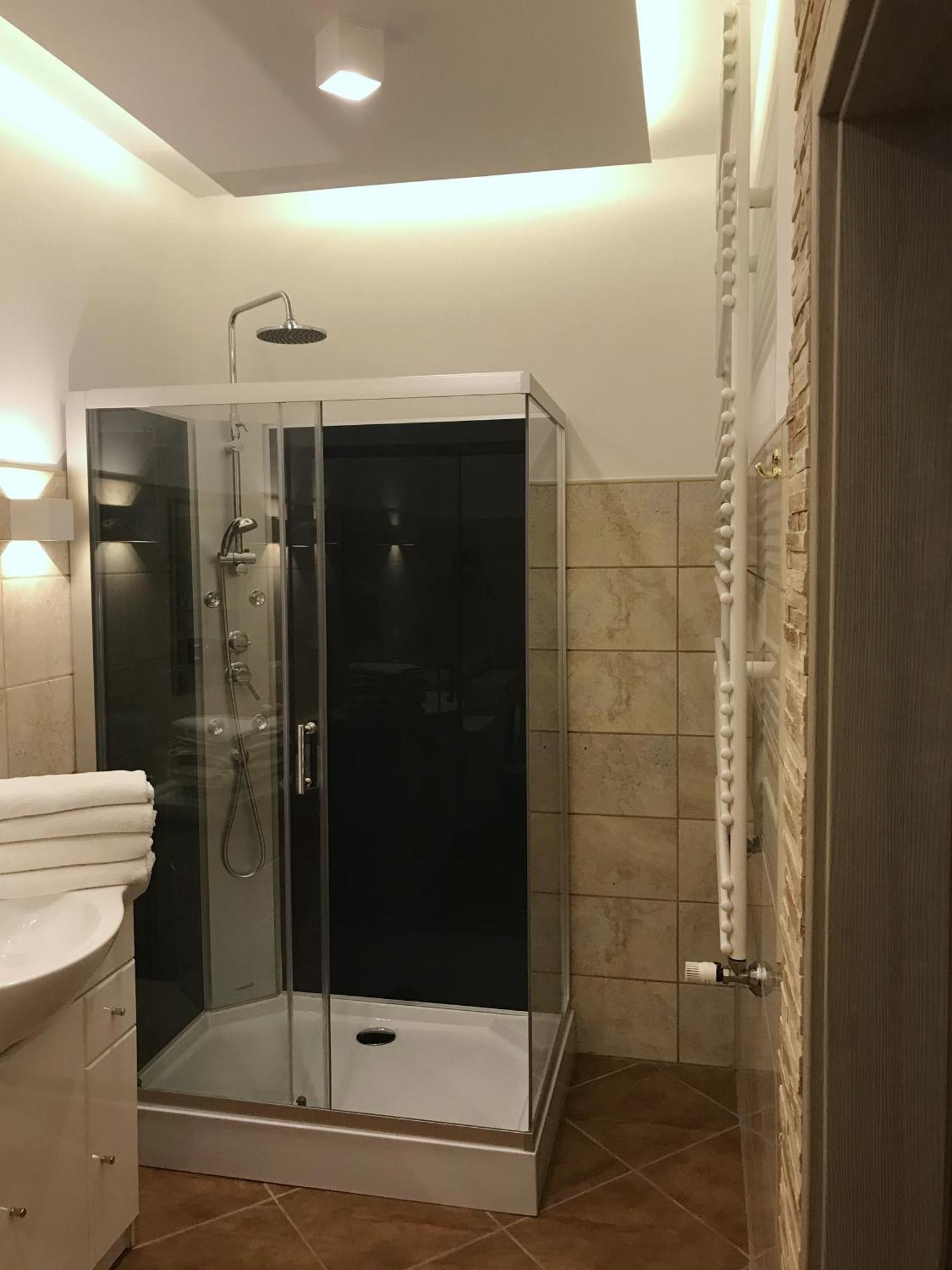 Apartment Sky View Santocka *